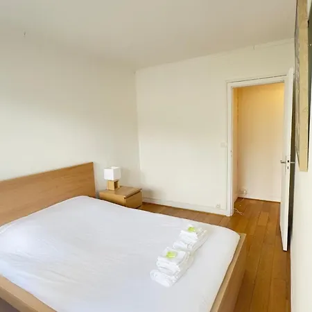 Cosy Two Bedroom Near The Eiffel Tower * Paris